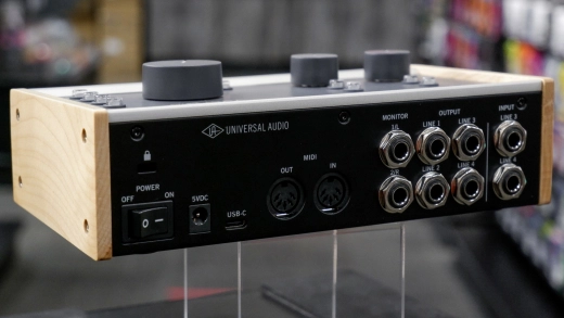 Universal Audio - Volt 476 USB Interface with Compressor 3